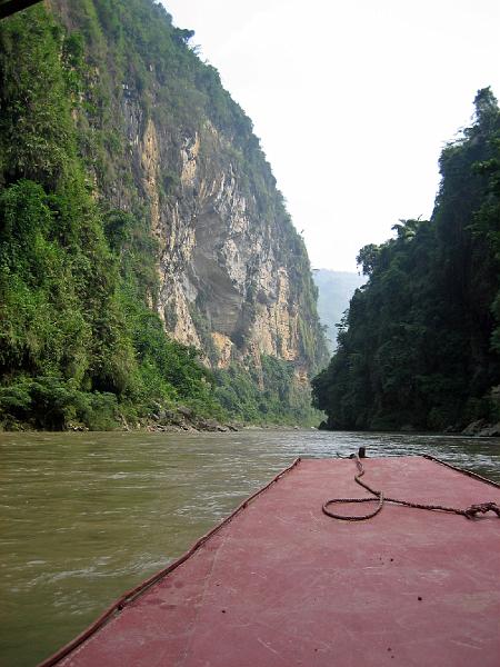 2006-10-27-06-46-48_106 Song Chay river.JPG